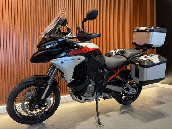 DUCATI MULTISTRADA 1200 V4 RALLY ADVENTURE DUCATI MULTISTRADA 1200 V4 RALLY ADVENTURE